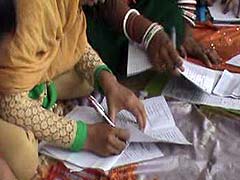 In Bihar College Exams, Three Persons Help Each Candidate