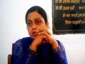 मध्य प्रदेश : महिला इंस्पेक्टर की अगुवाई में अवैध ख़नन रोकने पहुंची टीम पर बदमाशों ने बरसाए डंडे