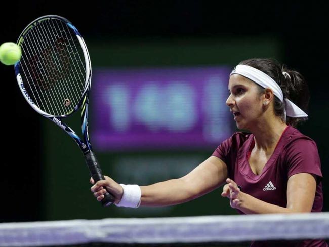 महिला डबल्स रैंकिंग में टॉप पर कायम सानिया मिर्जा