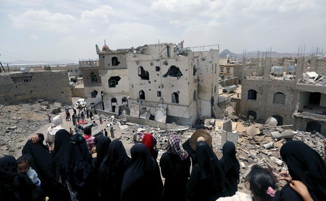 Saudi-Led Jets Bomb Yemen as Hadi Government Rejects New Talks