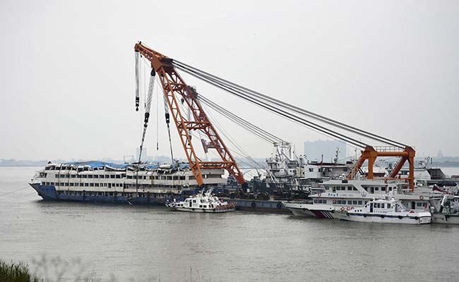 China Puts Ship Disaster Survivors at 12, Says All 442 Bodies Found