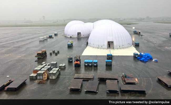 Solar Impulse 2 Gets Inside Mobile Hangar in Japan