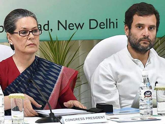 Sonia, Rahul Gandhi, Manmohan Singh Meet to Chalk Out Strategy for Monsoon Session