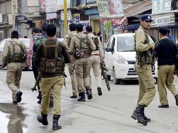 सोपोर : हिज्बुल आतंकी की जगह पुलिस ने युवक की तस्वीर वायरल की