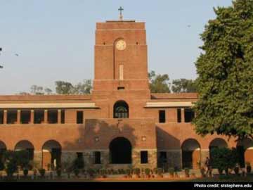 सेंट स्टीफेंस कॉलेज के सहायक प्रोफेसर पर गिरफ्तारी की तलवार