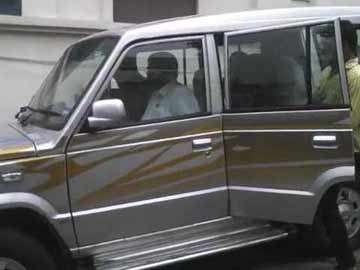 कैश फॉर वोट : गिरफ्तार टीडीपी विधायक रेवंत रेड्डी के घर पर एसीबी की छापेमारी