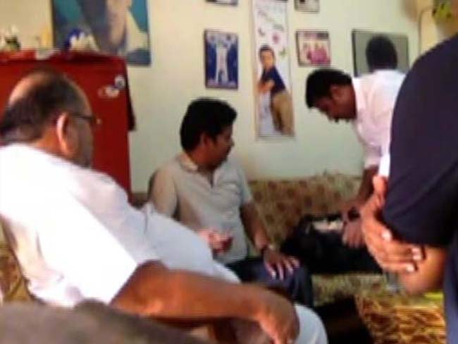 वोट के लिए नोट : विधान परिषद चुनाव के लिए रिश्वत देते पकड़े गए टीडीपी विधायक, जेल भेजा गया