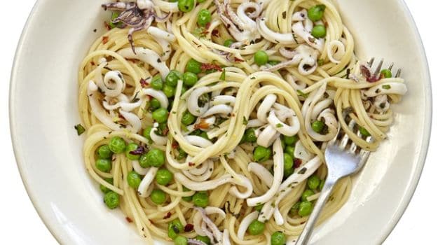 The Weekend Cook: Thomasina Miers' Pea and Broad Bean Recipes