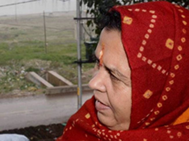 Ahead of PM Modi's Visit to Varanasi, Uma Bharti Inspects Progress of Clean Ganga Mission