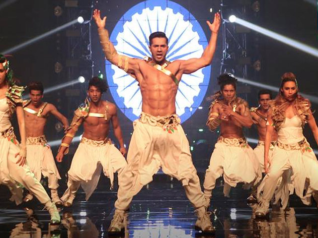 Varun Dhawan: Don't Compare me to 'Great Dancers' Like Govinda, Hrithik Roshan