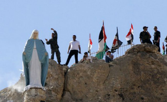 Ancient Syrian Christian Town Dedicates New Virgin Mary Statue