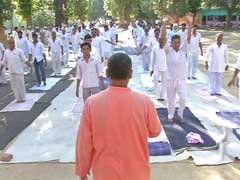 बनारस में जल से जेल तक और स्कूल से देवालय तक योग ही योग