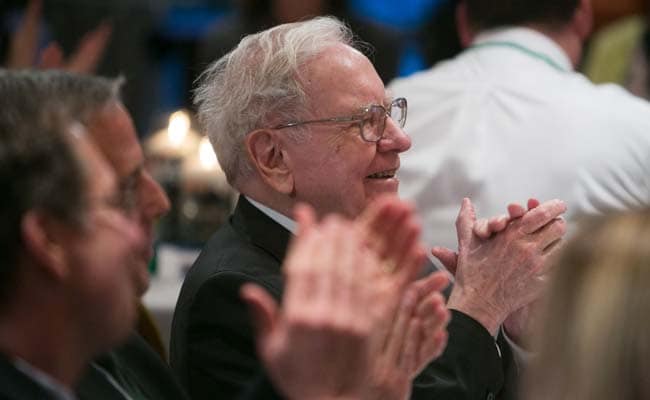 Lunch With Warren Buffett Auctioned for $2.35 Million