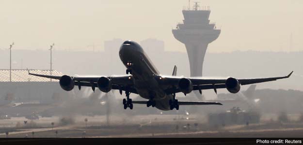 एयर कोस्टा हर टिकट पर दे रही 555 रुपए की छूट