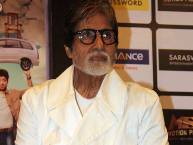 अमिताभ, अभिषेक के खिलाफ अदालत ने दर्ज किया याचिकाकर्ता का बयान