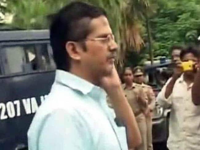 Woman Who Accused Senior Cop Amitabh Thakur of Rape Records Her Statement