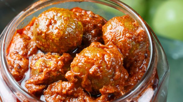 आज क्या बनाऊं: सिर्फ 15 मिनट में बनाएं आंवला और हरी मिर्च का स्वादिष्ट अचार, नोट करें आसान रेसिपी