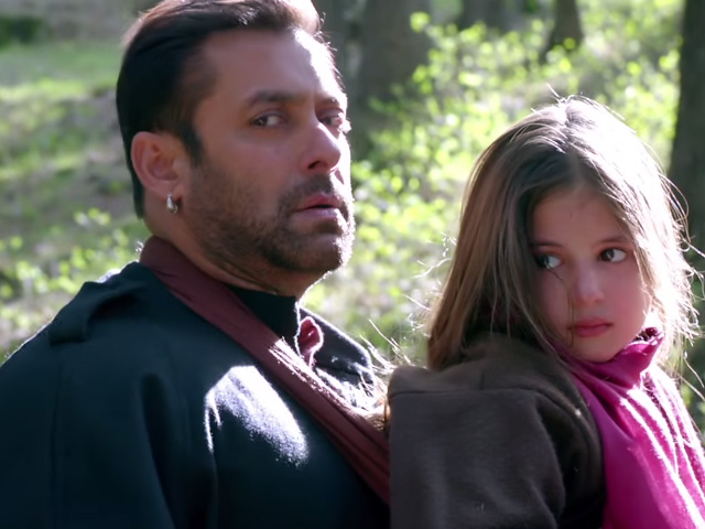 Salman Khan's <I>Bajrangi Bhaijaan</i> Destroys Box Office With 150 Cr in 5 Days