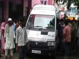 Woman Dies After Claiming Cops Set Her on Fire for Refusing to Pay Bribe Woman Dies After Claiming Cops Set Her on Fire for Refusing to Pay Bribe