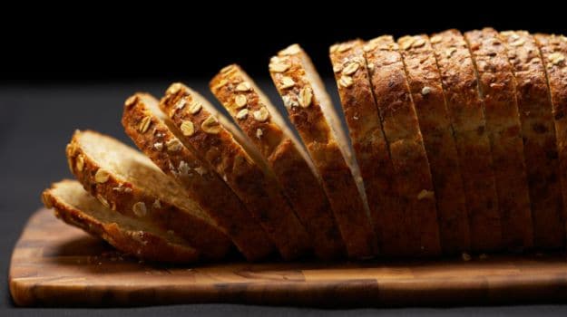 Soft, Spongy & Moist: How to Make White Bread