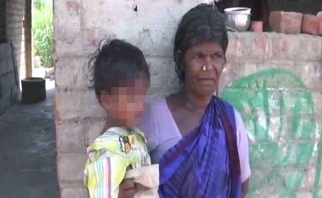 Video of Tamil Nadu Child Forced to Drink Liquor Goes Viral