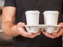 Starbucks' Cafe Sales Growth Drives Profit Higher Starbucks' Cafe Sales Growth Drives Profit Higher