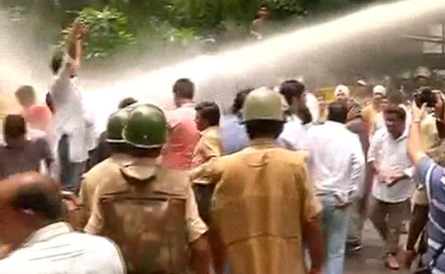 Vyapam Scam: Youth Congress Protests Against Madhya Pradesh Government in Delhi