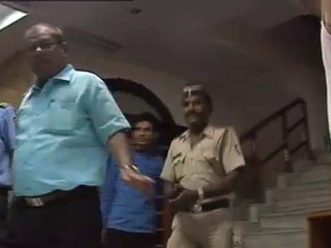 याकूब के भाई को कॉन्सटेबल ने सौंपी 'गोपनीय चिट्ठी'