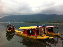 डल झील पर बनी बुक शॉप को लिम्का बुक ऑफ वर्ल्ड रिकॉर्ड में मिली जगह डल झील पर बनी बुक शॉप को लिम्का बुक ऑफ वर्ल्ड रिकॉर्ड में मिली जगह