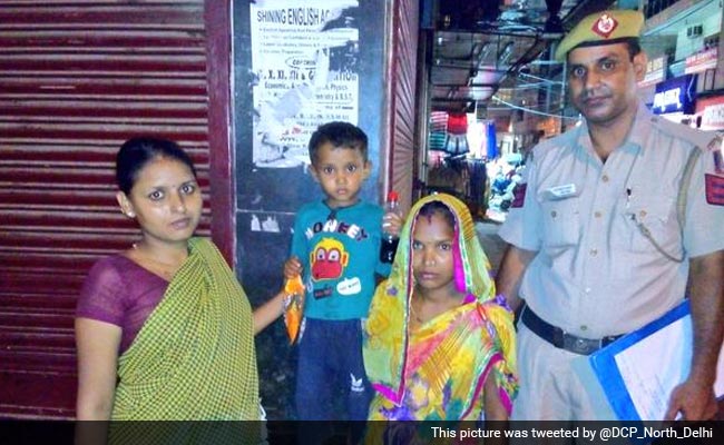 Delhi Police Officer's 'Bitter' Tweet Response to Arvind Kejriwal's 'Thulla' Comment