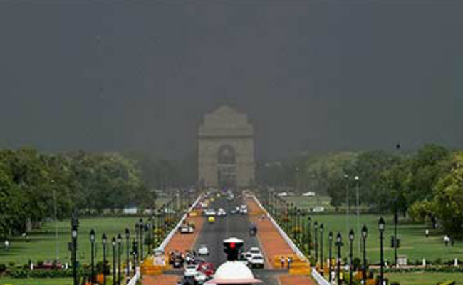 Cloudy Sunday Morning In Delhi