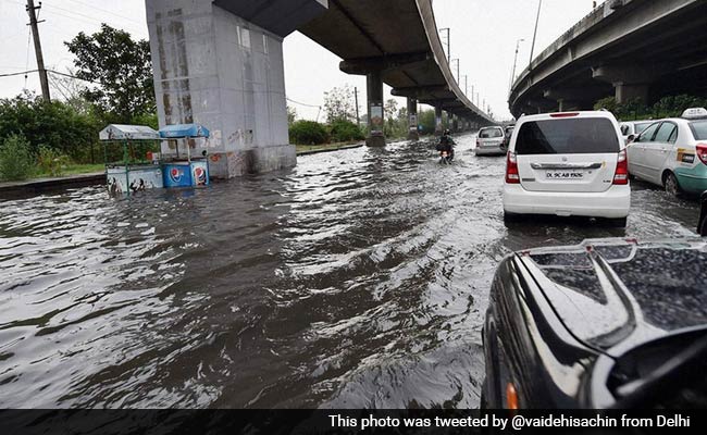 Heavy Rains Lash Delhi, High Humidity Levels Trouble Residents