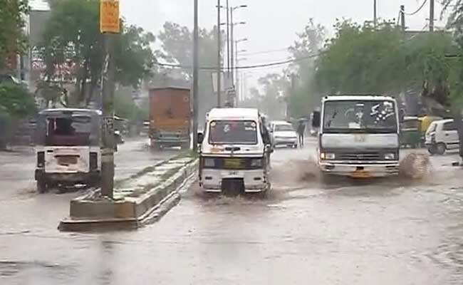 मुंबई में हो सकती है रुक-रुककर बारिश, 9-10 जुलाई को बिहार-पूर्वी UP समेत अन्य जगहों पर भारी बारिश के आसार