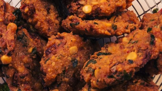 Parippu vada