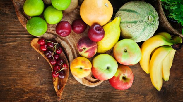 5 Fruits That Improve Your Natural Beauty