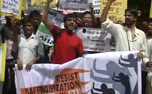 FTII Alumni Back Striking Students, Will Write to PM Modi
