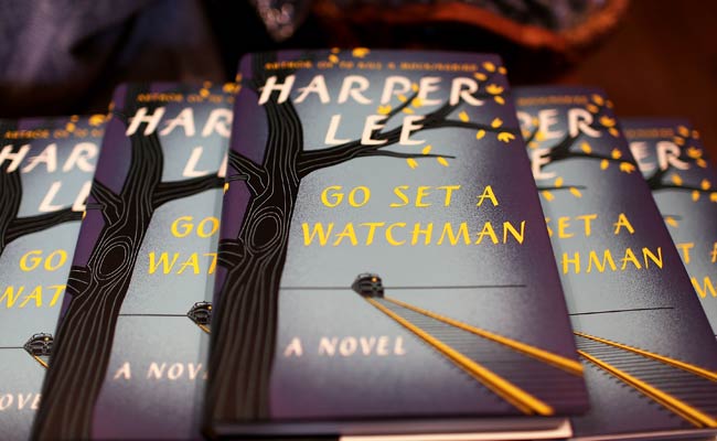 'Go Set a Watchman' by Harper Lee Deemed 'Distressing' as it Hits Bookstores