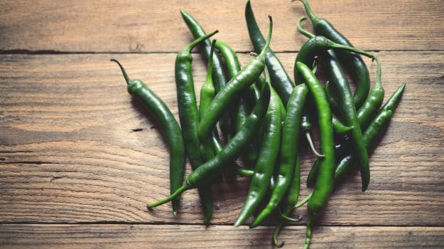 Green Chilli Benefits: हरी मिर्च खाने के चार अद्भुत फायदे