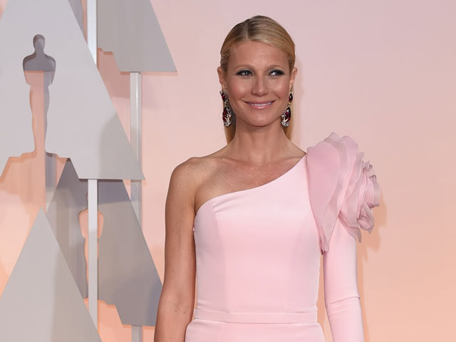 Gwyneth Paltrow to go Public With Beau Brad Falchuk?