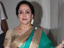 हेमा मालिनी के अलावा ये सेलेब्रिटीज हुईं सड़क दुर्घटना की शिकार हेमा मालिनी के अलावा ये सेलेब्रिटीज हुईं सड़क दुर्घटना की शिकार