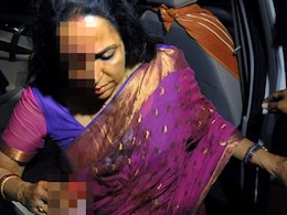 राजस्थान : कार दुर्घटना में घायल हेमा मालिनी की हुई सर्जरी, ड्राइवर गिरफ्तार राजस्थान : कार दुर्घटना में घायल हेमा मालिनी की हुई सर्जरी, ड्राइवर गिरफ्तार