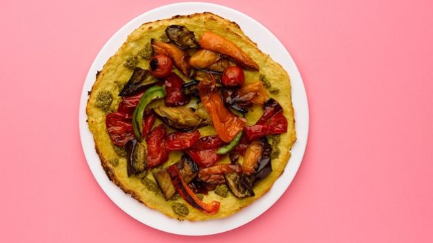 Eating Clean: Homemade Cauliflower Pizza with Roasted Vegetables and Pesto - Recipe