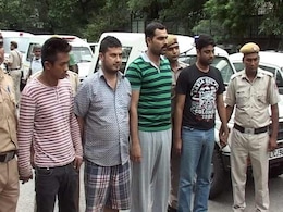 भूकंप प्रभावित नेपाल से लड़कियों की तस्करी के आरोप में एयर इंडिया के दो कर्मचारी गिरफ्तार भूकंप प्रभावित नेपाल से लड़कियों की तस्करी के आरोप में एयर इंडिया के दो कर्मचारी गिरफ्तार