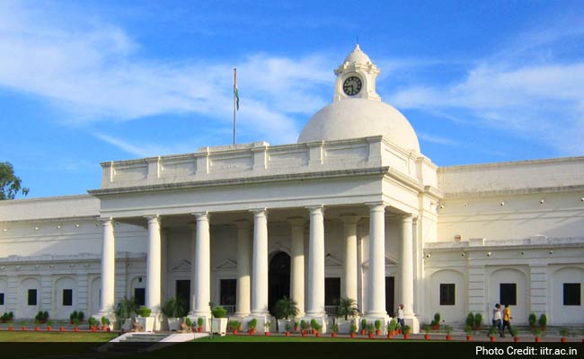 IIT-Roorkee Allows Expelled Students to Sit in Re-examination