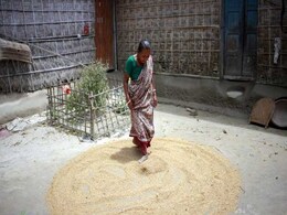 भारत-बांग्लादेश जमीन अदला-बदली के ऐतिहासिक समझौते के बावजूद एक एंक्लेव अब भी अधर में भारत-बांग्लादेश जमीन अदला-बदली के ऐतिहासिक समझौते के बावजूद एक एंक्लेव अब भी अधर में