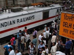 Railways To Manufacture Locos That Run On Diesel, Electricity