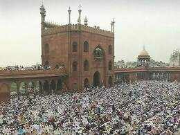 Prayers, Bonhomie on Eid-ul-Fitr in Delhi Prayers, Bonhomie on Eid-ul-Fitr in Delhi