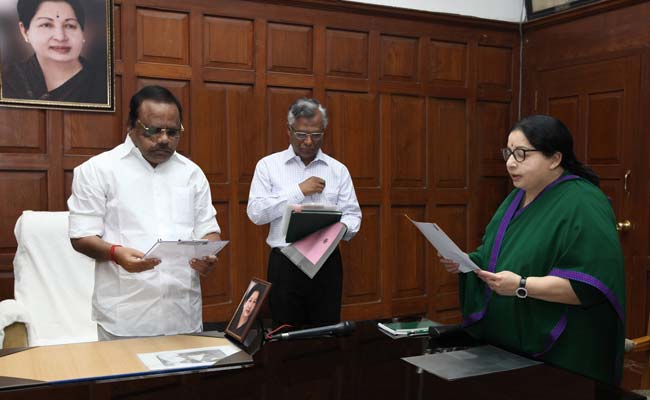 Tamil Nadu Chief Minister Jayalalithaa Takes Oath as Legislator