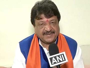 इनसे बड़े पत्रकार हो क्या?