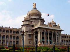कर्नाटक विधानपरिषद चुनाव : जेडीएस के विद्रोही विधायकों ने कांग्रेस उम्मीदवार के पक्ष में दिया वोट